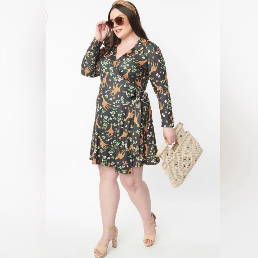 Green Giraffe & Strawberry Print Wrap Dress - Picture 2 of 15